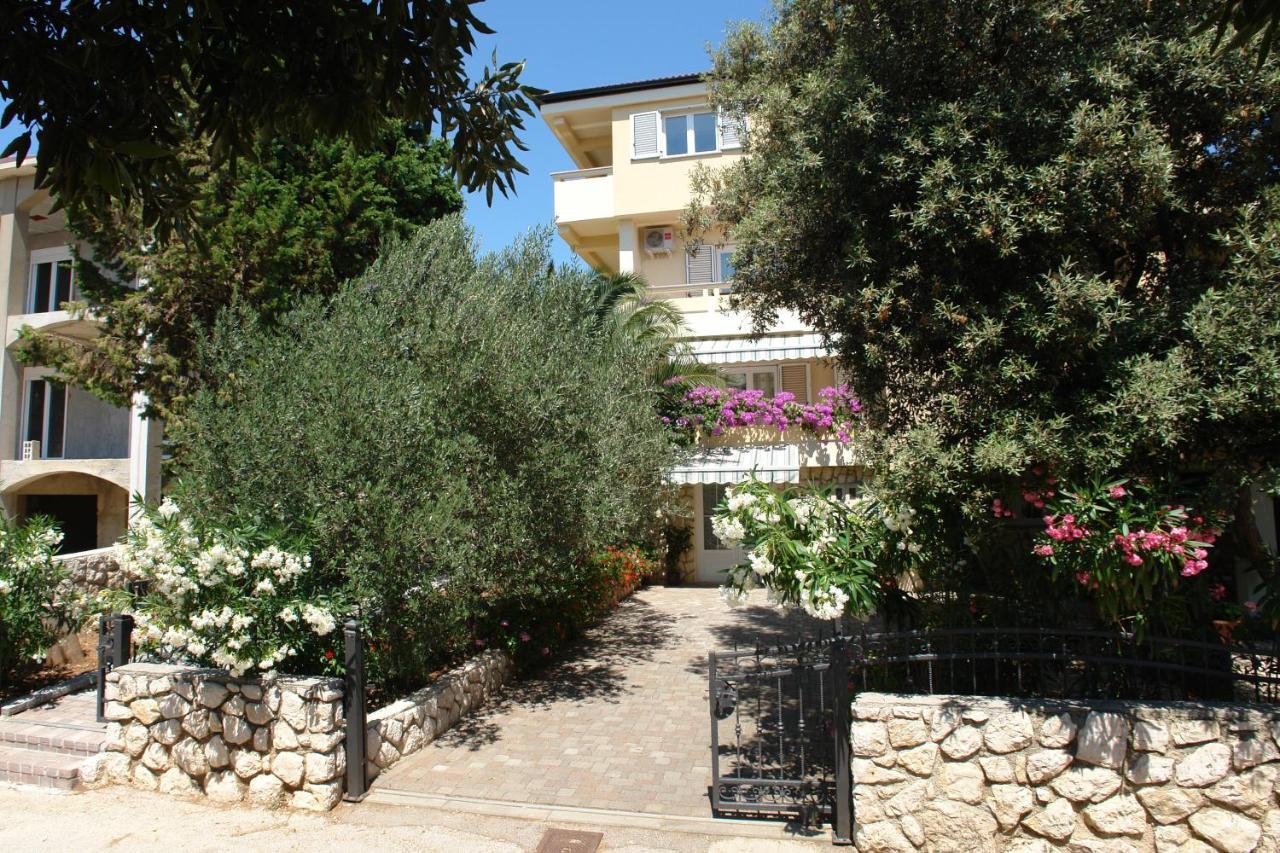 קולאן Apartments With A Parking Space Mandre, Pag - 18748 מראה חיצוני תמונה