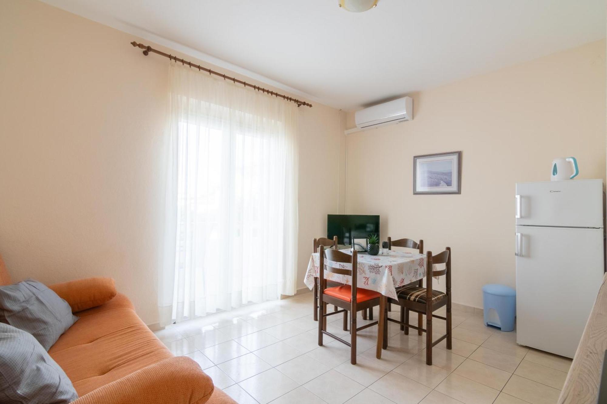 קולאן Apartments With A Parking Space Mandre, Pag - 18748 מראה חיצוני תמונה